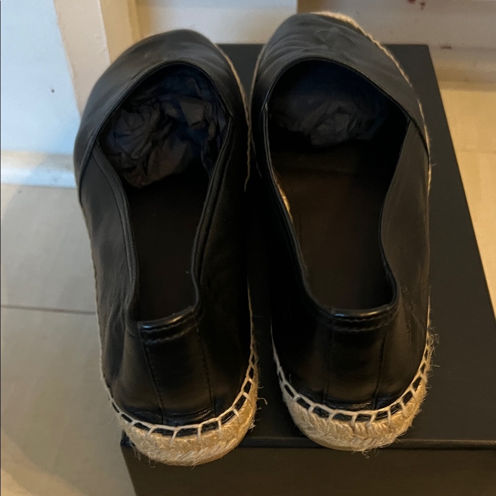 Saint Laurent Black leather espadrilles - Picture 5 of 7